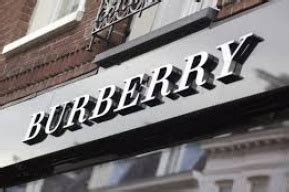 Burberry compra fornitore di Scandicci 